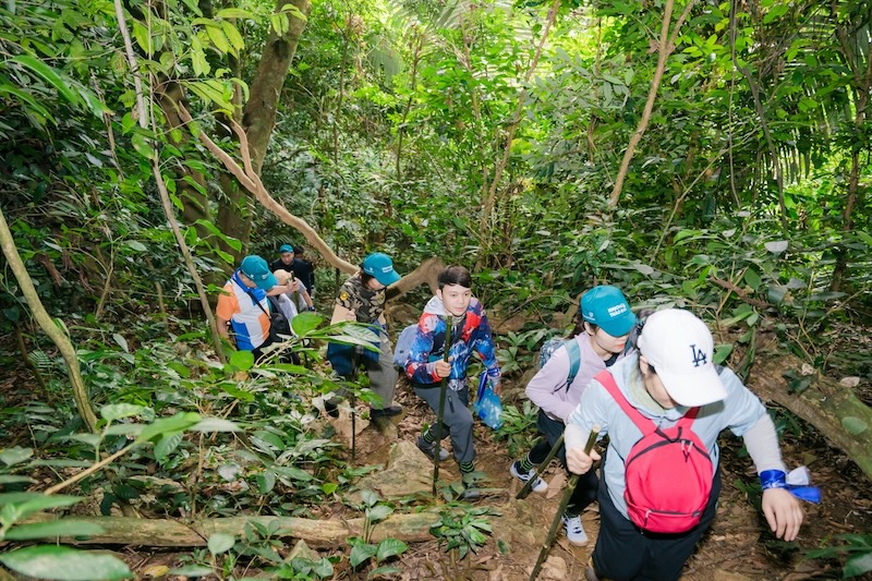 Học sinh – Thử thách bản thân, trekking xuyên rừng Cúc Phương (3N2Đ)