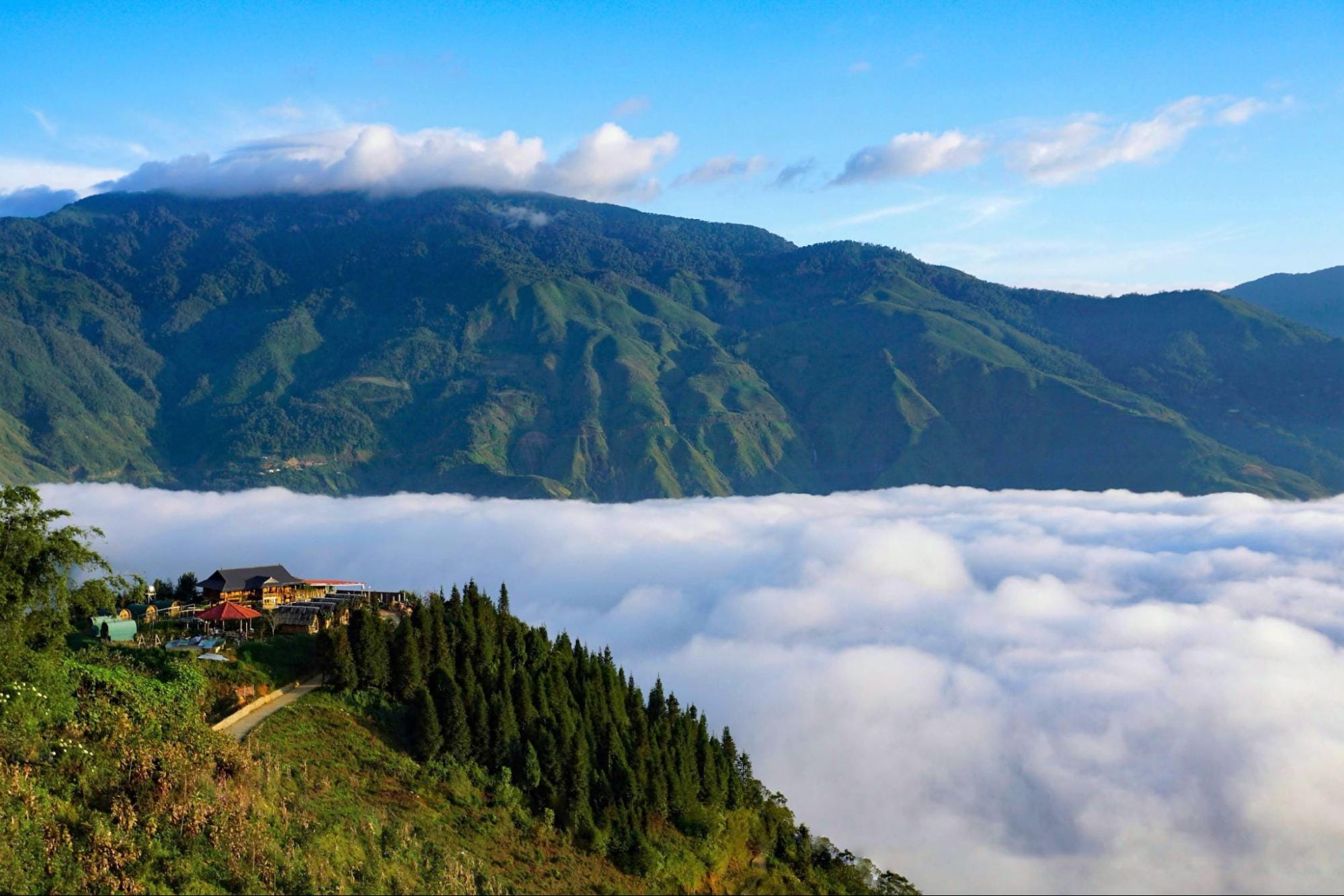 Trekking Tà Xùa