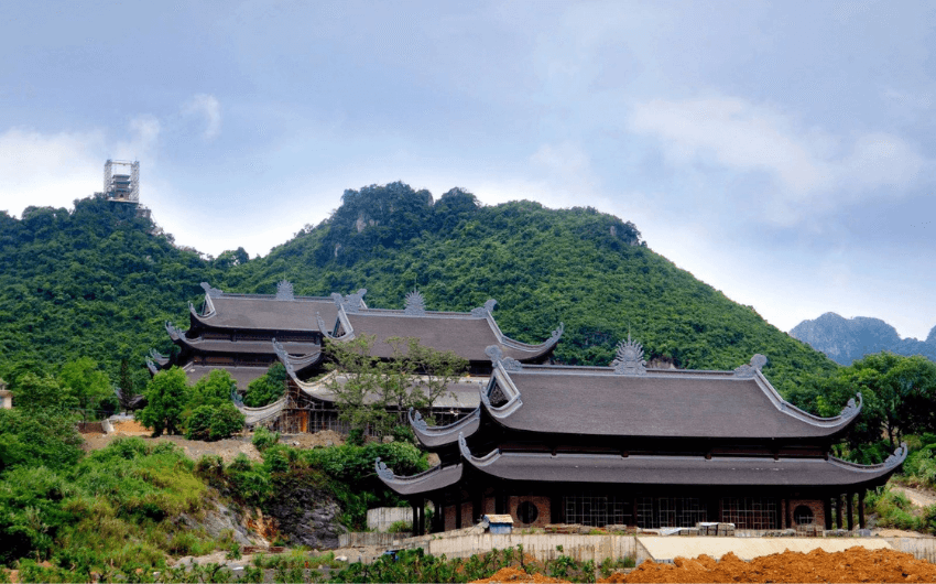 Tour chùa Tam Chúc – Bà Đanh 1 ngày giá rẻ ưu đãi lớn 2024