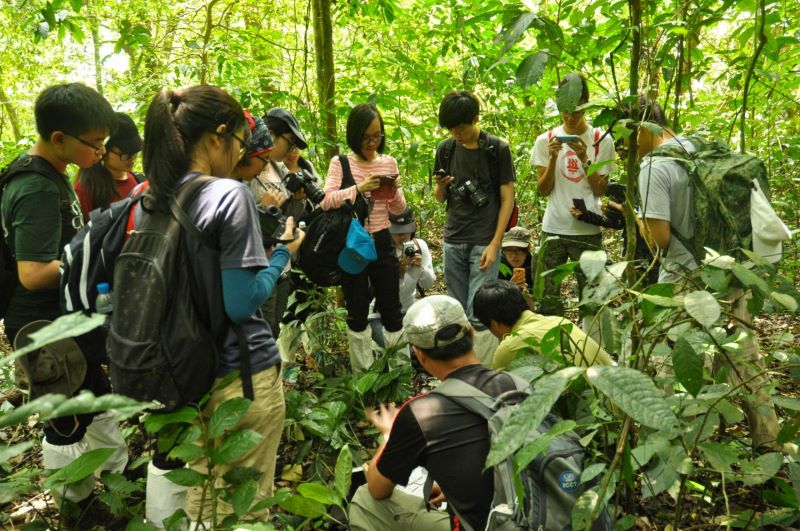 Học sinh – Trekking vườn Quốc Gia Cúc Phương (1 ngày)