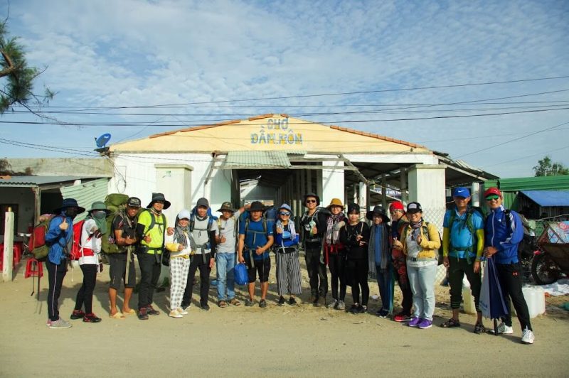 trekking cực đông