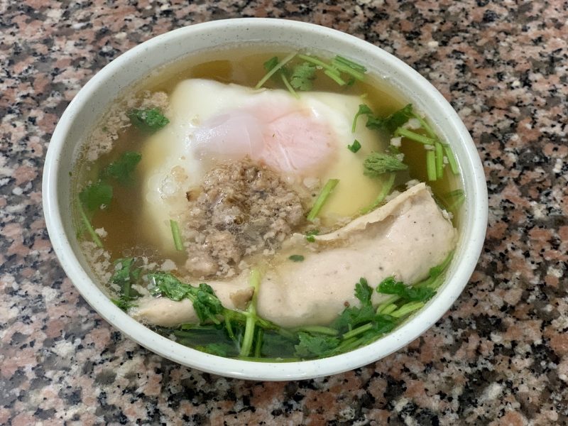 bánh cuồn trứng hà giang