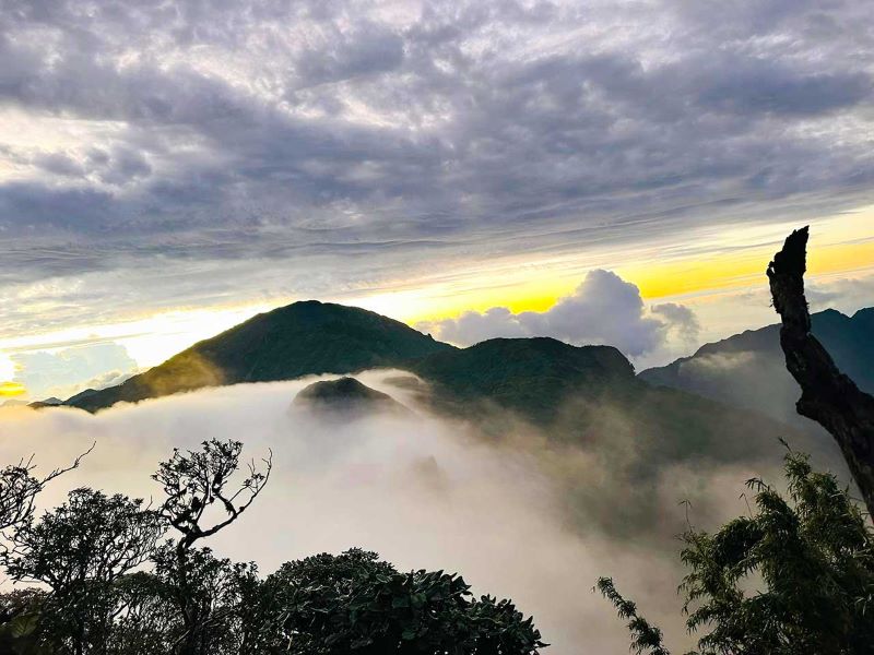 trekking-ngu-hanh-son-lai-chau-1