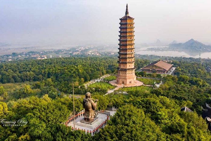 Tour du lịch Ninh Bình 1 ngày: Khám phá Bái Đính – Hoa Lư – Tràng An – Đền Trần