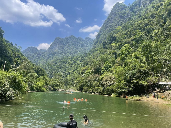 Tour Thám hiểm hang Sa Khao 2 ngày 1 đêm- Khám phá hang động kỳ vỹ